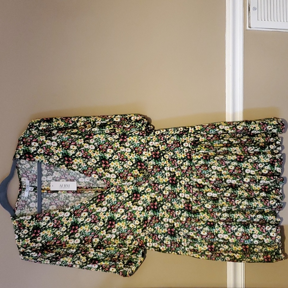 Afrm Joanna Smocked Waist V-Neck Dress in Green Garden Size XL NWT'S